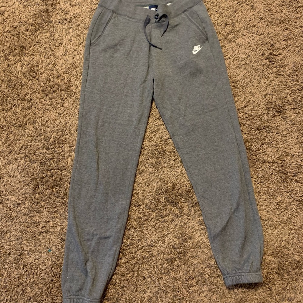 Nike joggers